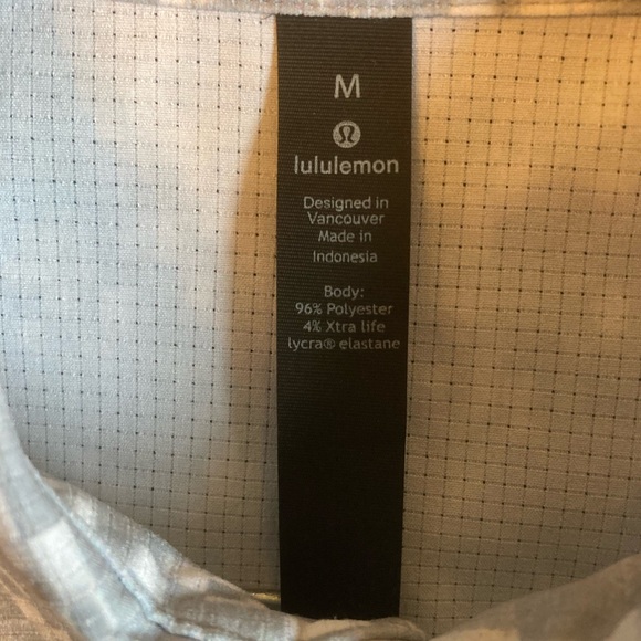 LULULEMON AIRING EASY SHORT SLEEVE SHIRT VENTLIGHT MESH - Picture 7 of 7